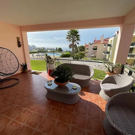 Condominio Encantador Com Piscina E Jardim *